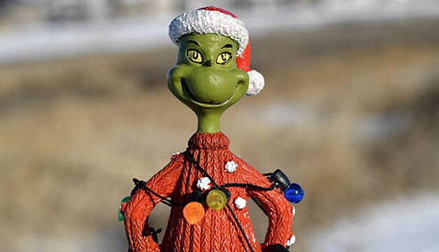 Christmas overspending drops significantly for Canadian shoppers