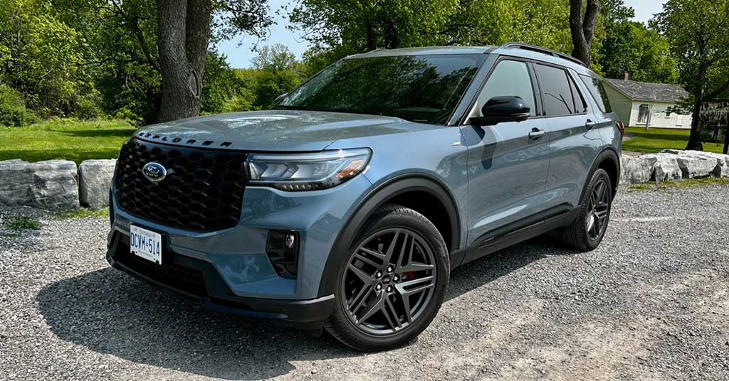 The 2025 Ford Explorer offers a sleek interior, strong safety tech and easy handling, making it a reliable choice for Canadian families